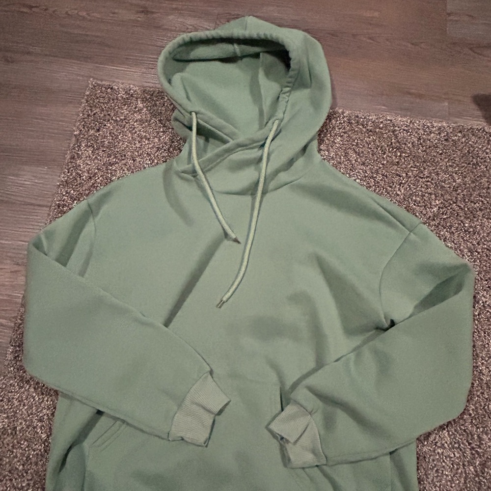 Women’s Sage Green Pullover Hoodie